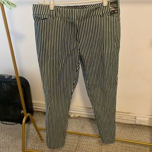 NY&C Slim Leg Ankle Pant